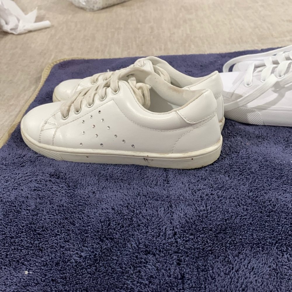 2 pairs Kids shoes